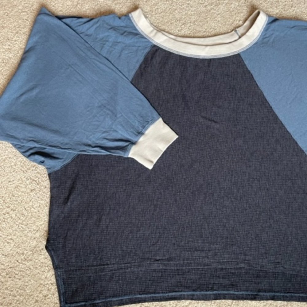Lightweight Sweatshirt